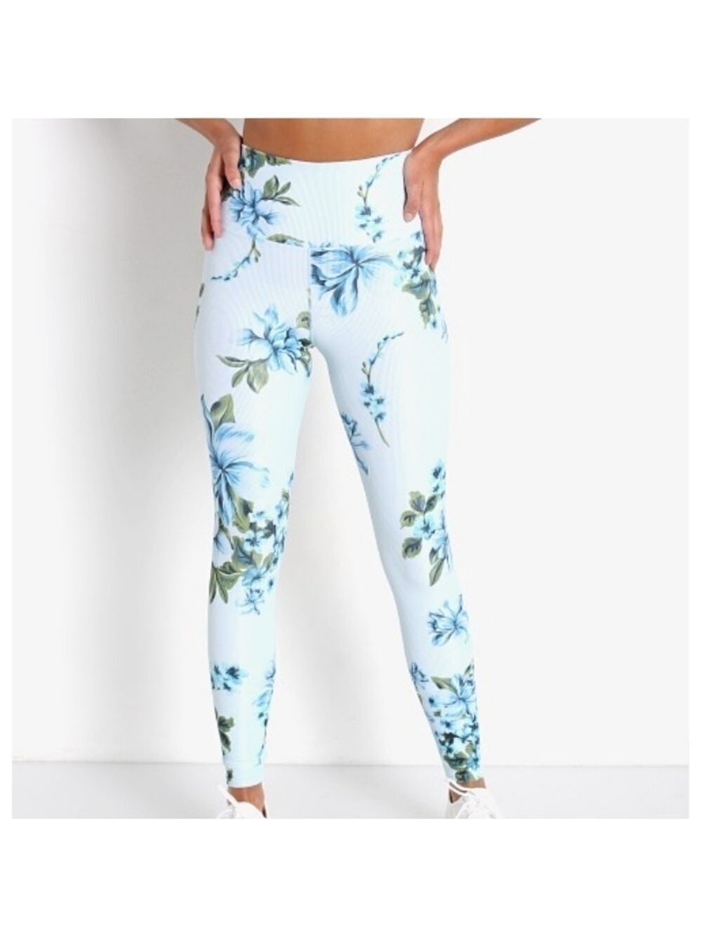 Beach Riot Piper Leggings Blue Floral